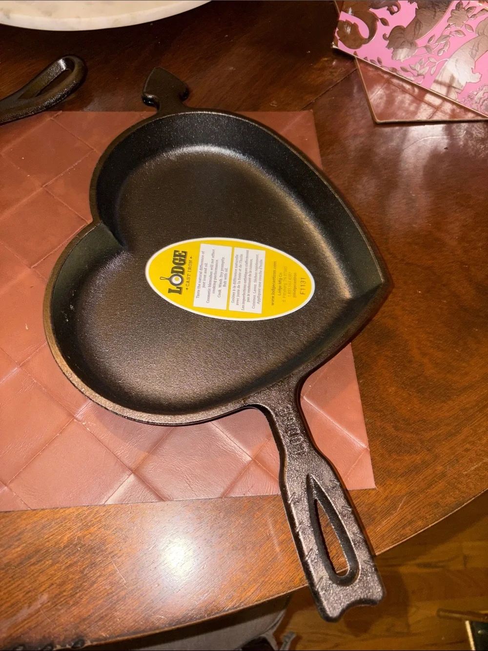 Lodge America’s 250th Anniversary & Small Heart Shape Cast Iron Skillet NWT
